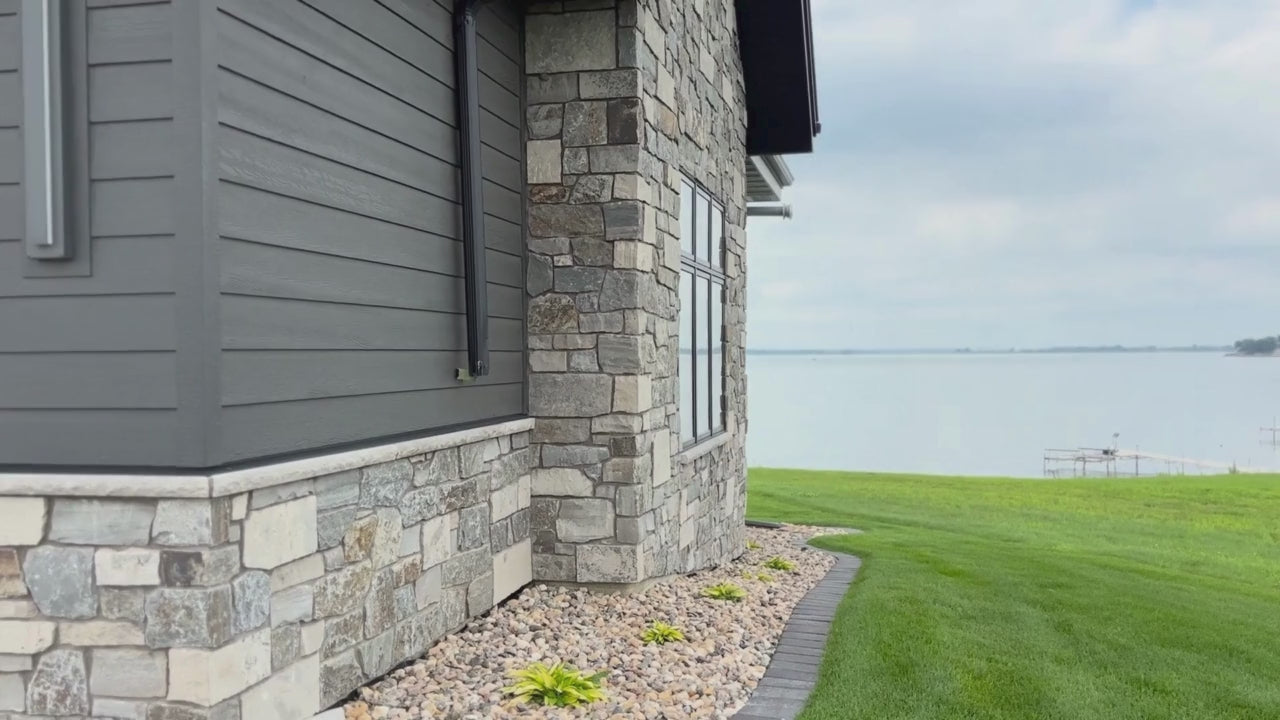 Magnetic garage door handles and hinges